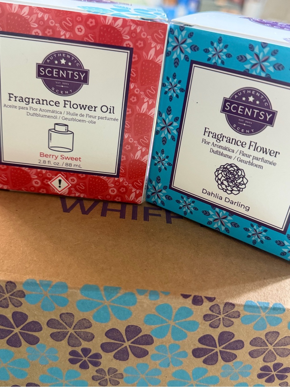 Scentsy Fragrance Flower Oil Duo - Red Berry Sweet & Blue Dahlia Darling